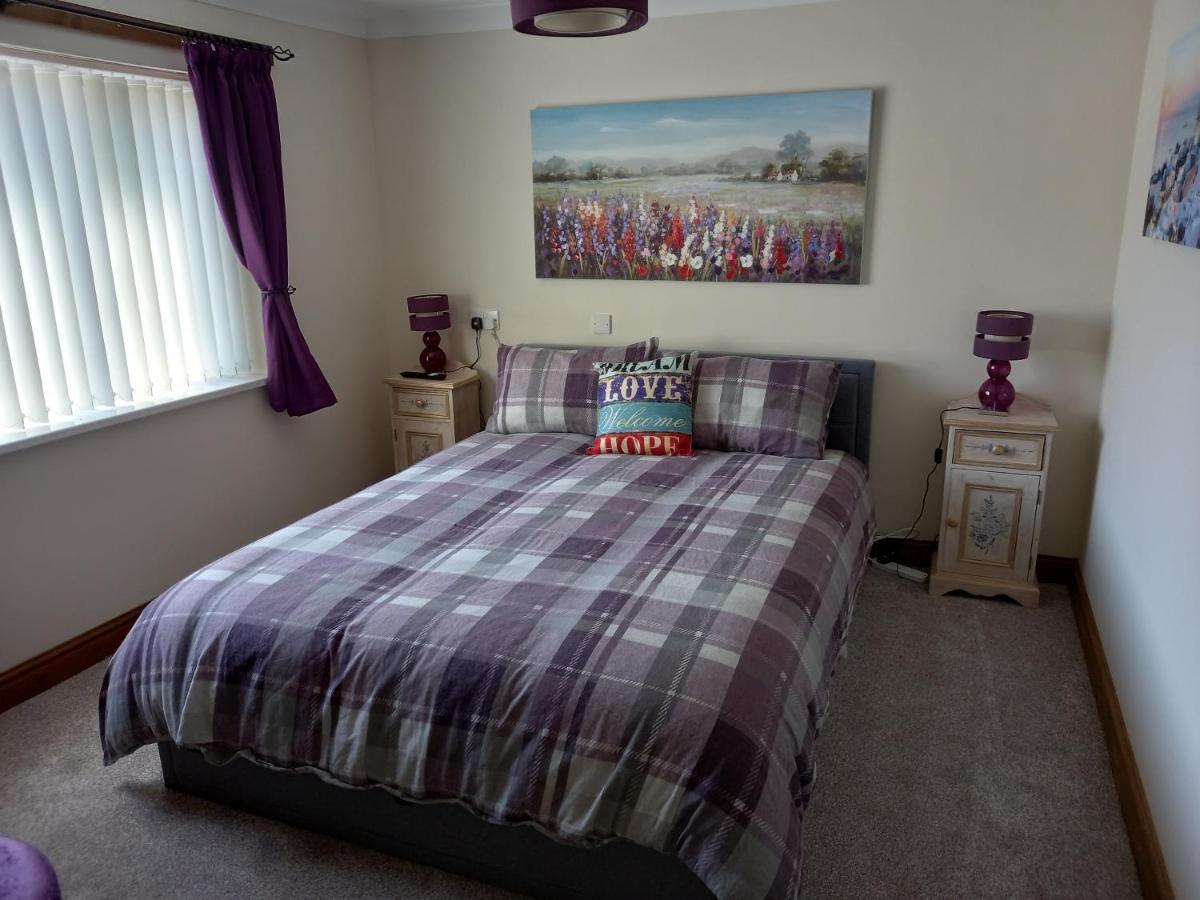 Pet Friendly Beautiful Detached Cottage Close To Spurn Point, Easington And Withersea 赫尔河畔京士顿 外观 照片