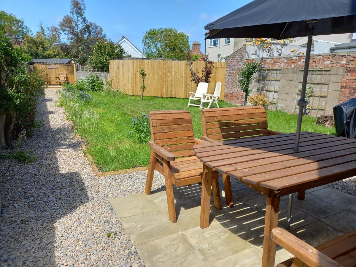 Pet Friendly Beautiful Detached Cottage Close To Spurn Point, Easington And Withersea 赫尔河畔京士顿 外观 照片